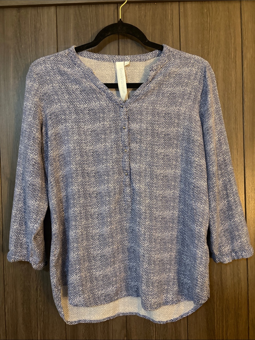 Grand and Greene Light Blue Heathered V-Neck Women's Top small